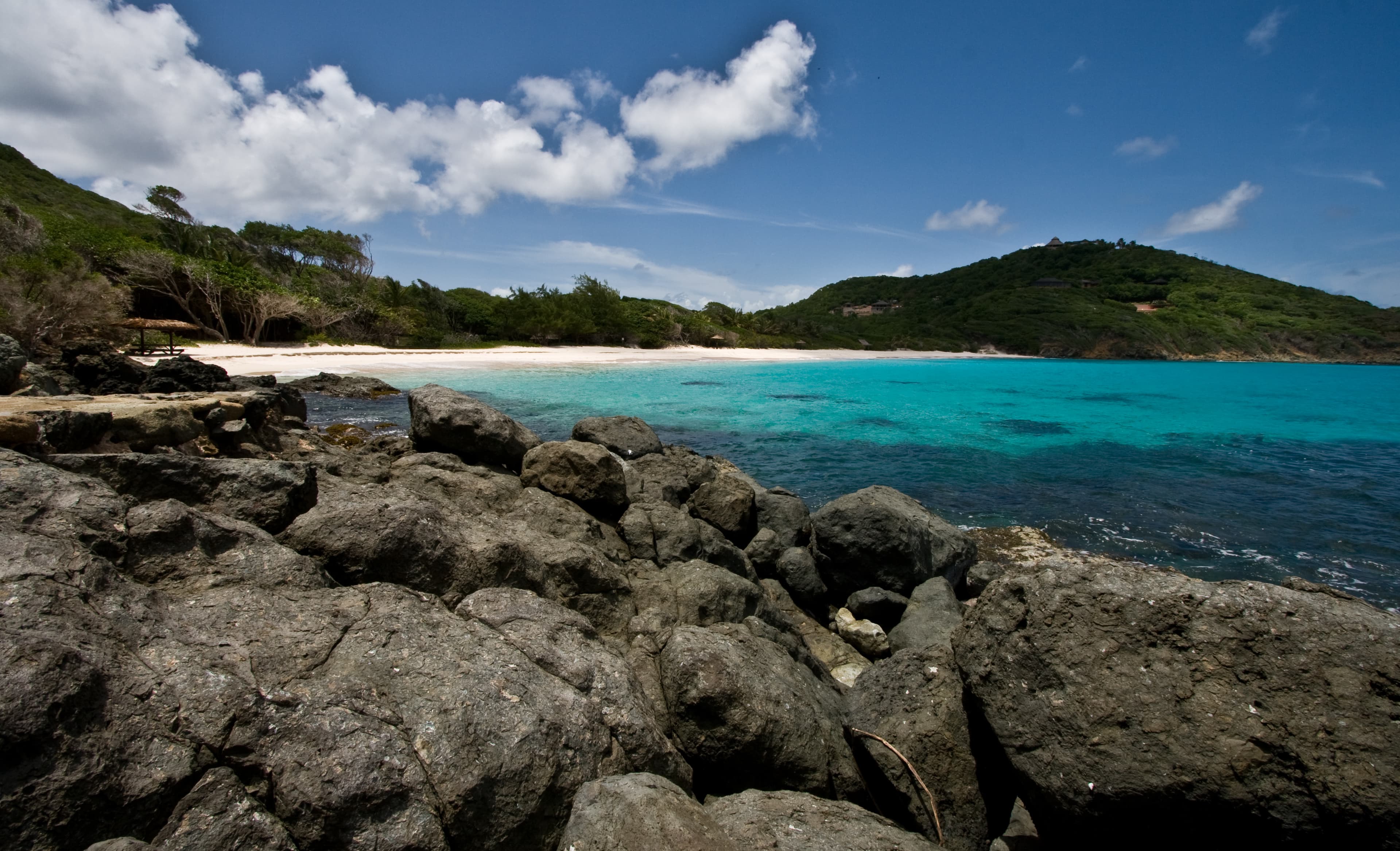 Macaroni Bay, Mustique